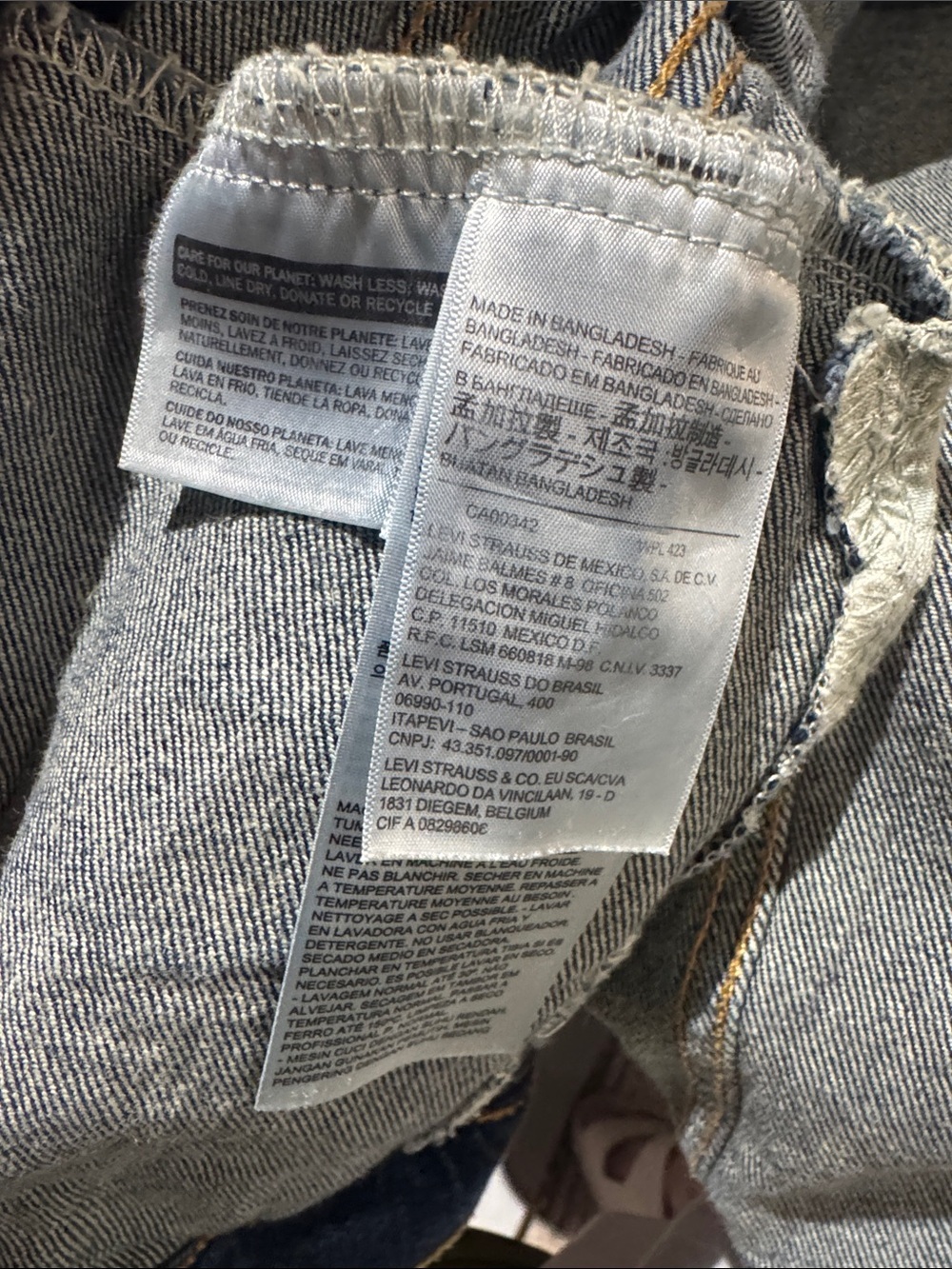 Levi's Men's Denim Trucker Jacket - Indigo Blue - Picture 5 of 7